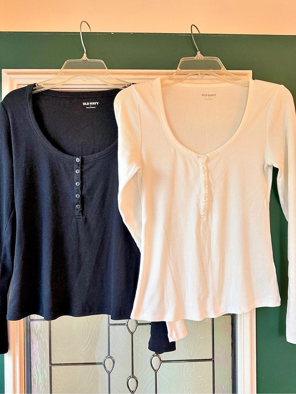 Old Navy Fitted Rib-Knit Henley T-Shirt Black & white set